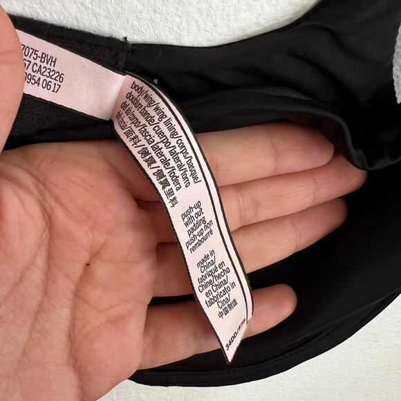 Victoria's Secret Bra Push Up Without Padding Black 34DD - Picture 5 of 6
